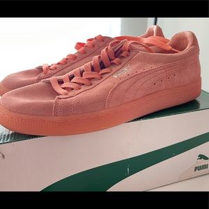 PUMA SUEDE CLASSIC MONO ICED PEACH PINK SHOES WMNS